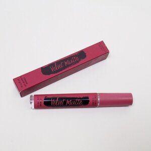 new in box! Victoria's Secret love velvet matte lip gloss